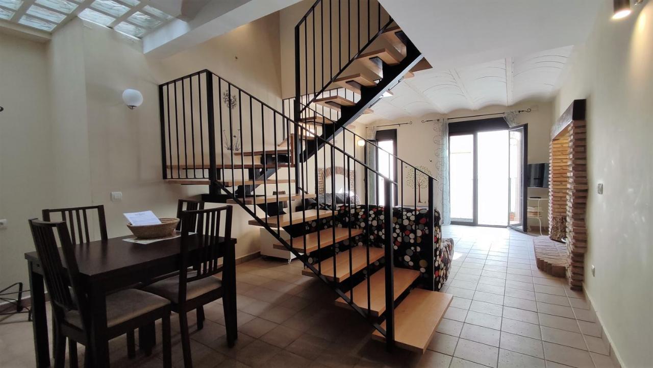 Apartamentos Turisticos Encanto Касерес Екстер'єр фото