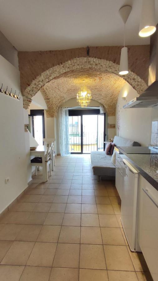 Apartamentos Turisticos Encanto Касерес Екстер'єр фото
