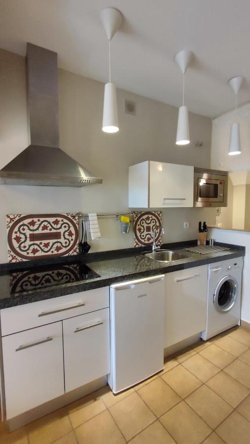Apartamentos Turisticos Encanto Касерес Екстер'єр фото